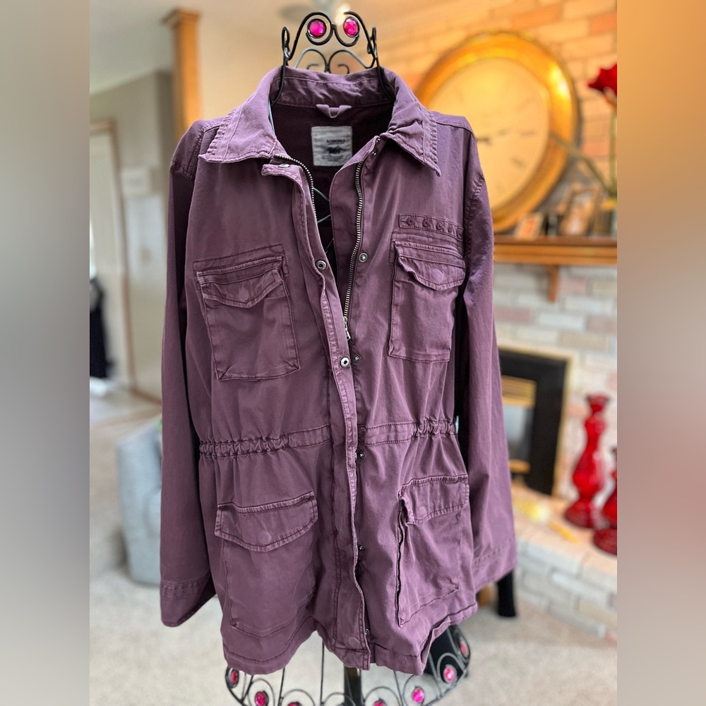 Sonoma women’s Camp Jacket Burgundy zips and snaps embroidered floral detail 2X